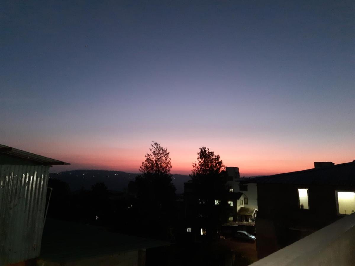 Trimurti Holiday Home Panchgani Eksteriør bilde